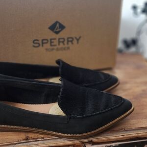 Sperry Women's Black Loafers with Suede Finish